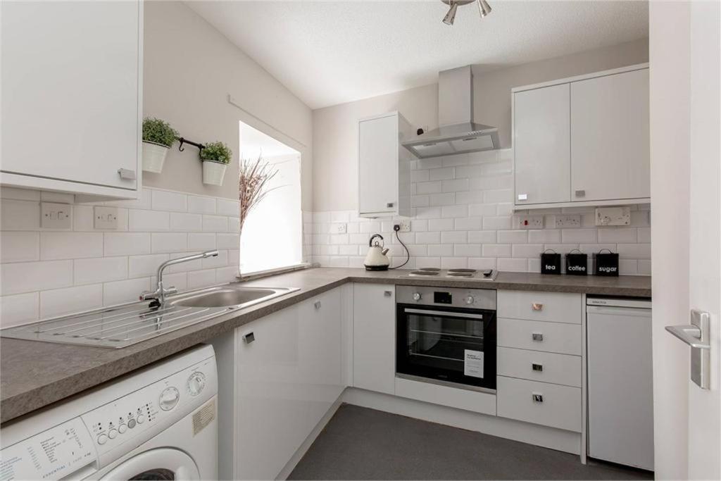 Lovely Ground Floor Apartment In Great Location At The Shore, Edinburgh Kültér fotó